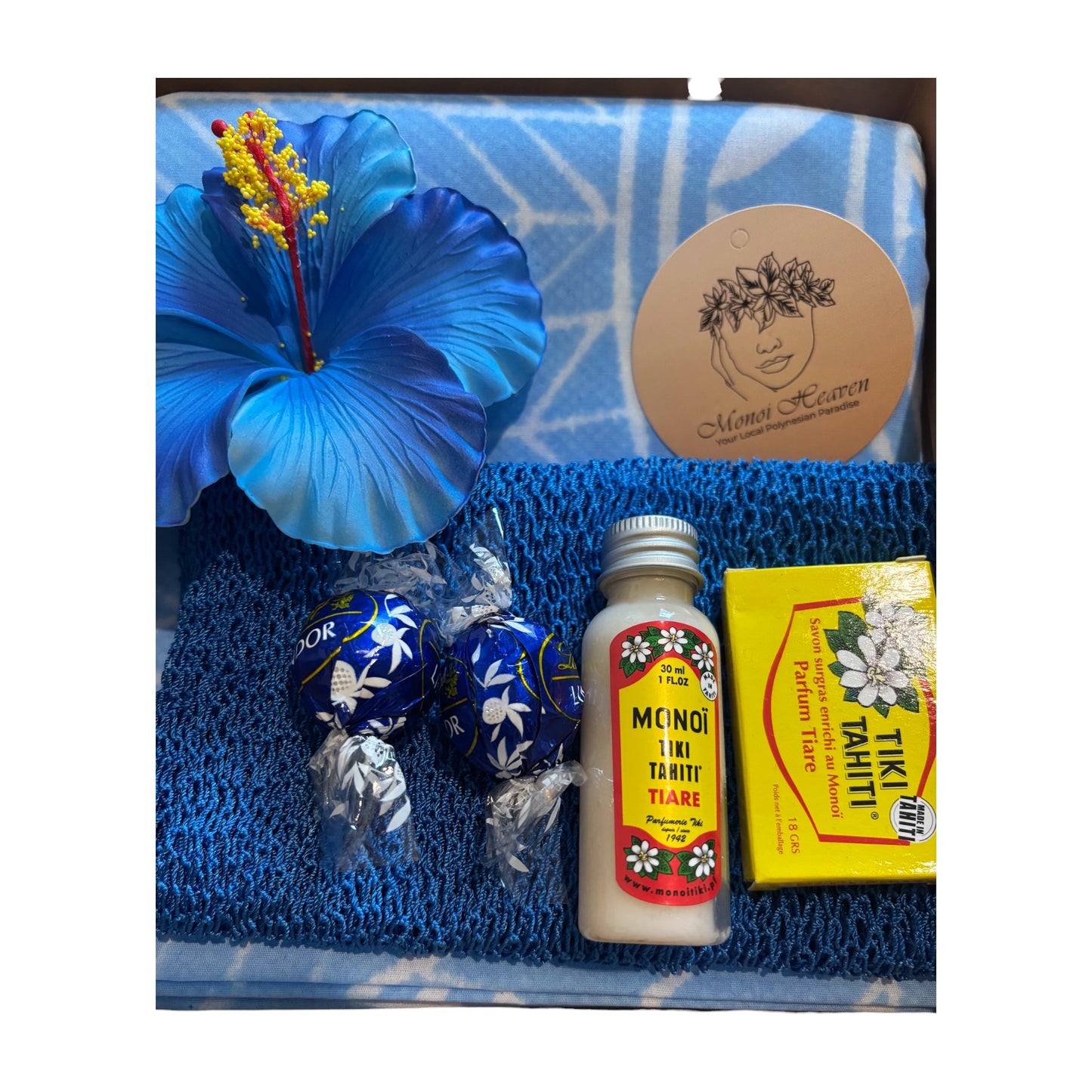 Blue Love-On Mum Box